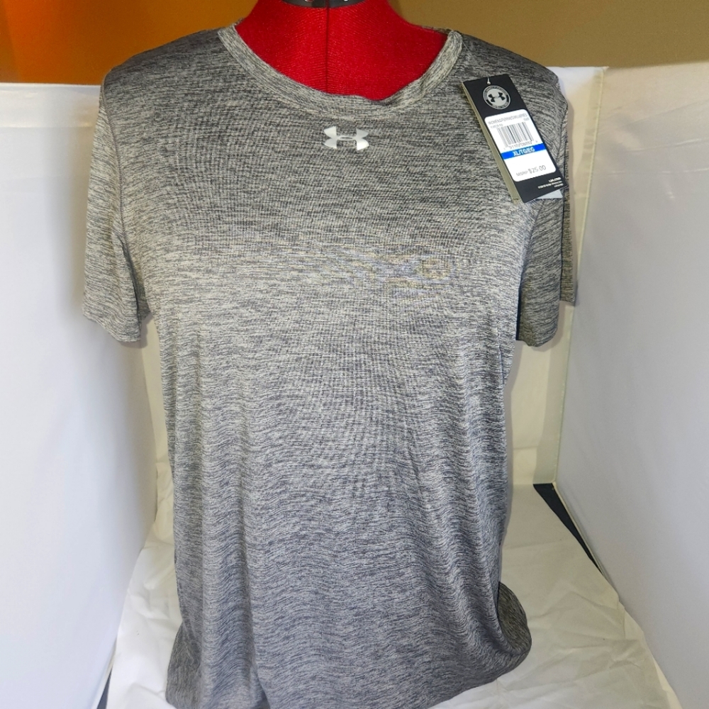 Under Armor Tshirt